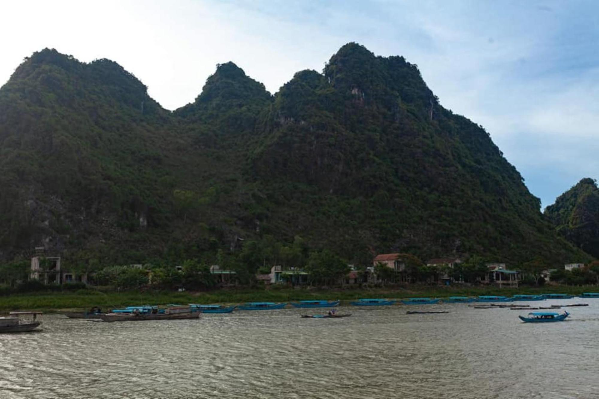 Riverview Home Phong Nha Exterior photo